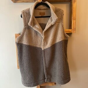 Koolaburra by Ugg Deep Pile Fleece Teddy Vest Size 1X